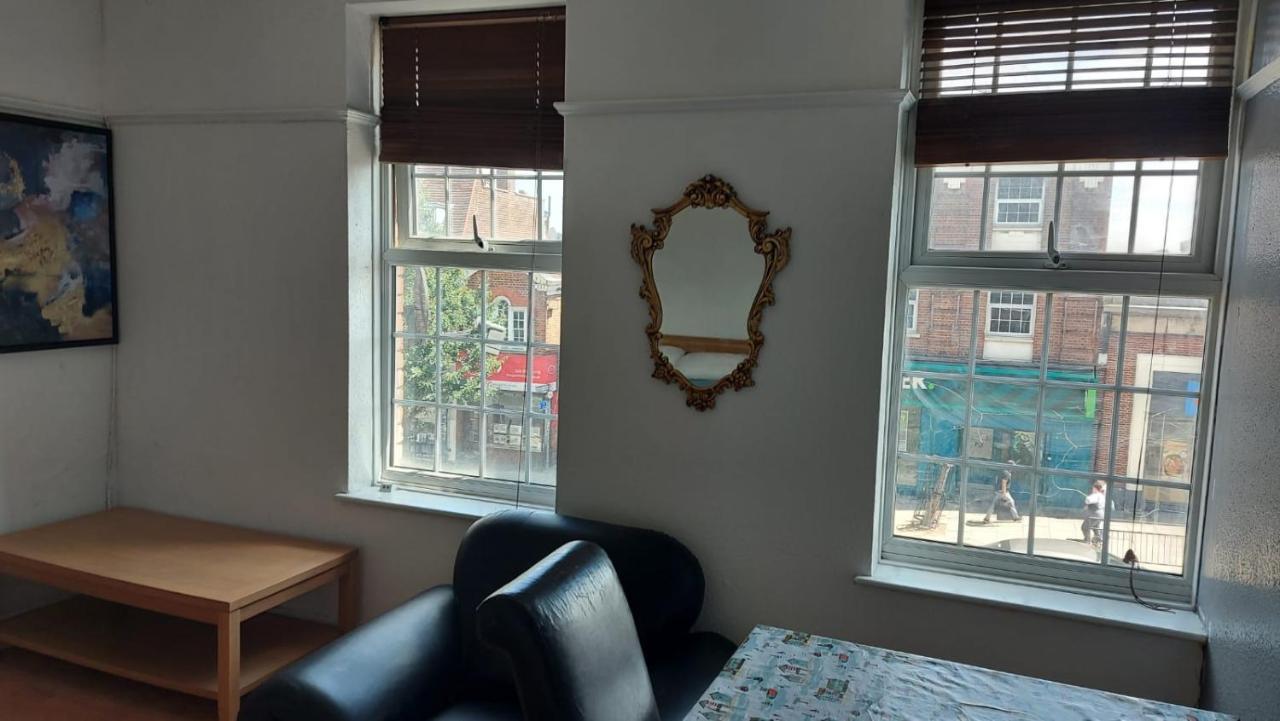 London Edgware Station Apartment Londres Exterior foto