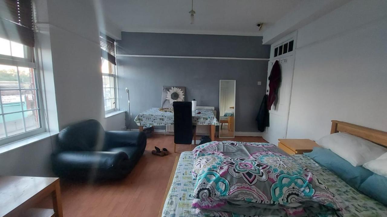 London Edgware Station Apartment Londres Exterior foto