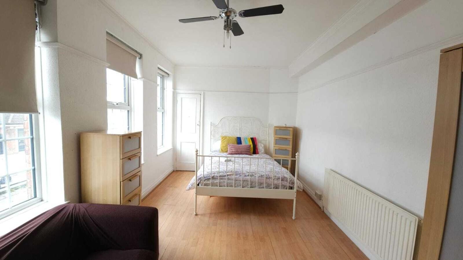 London Edgware Station Apartment Londres Quarto foto