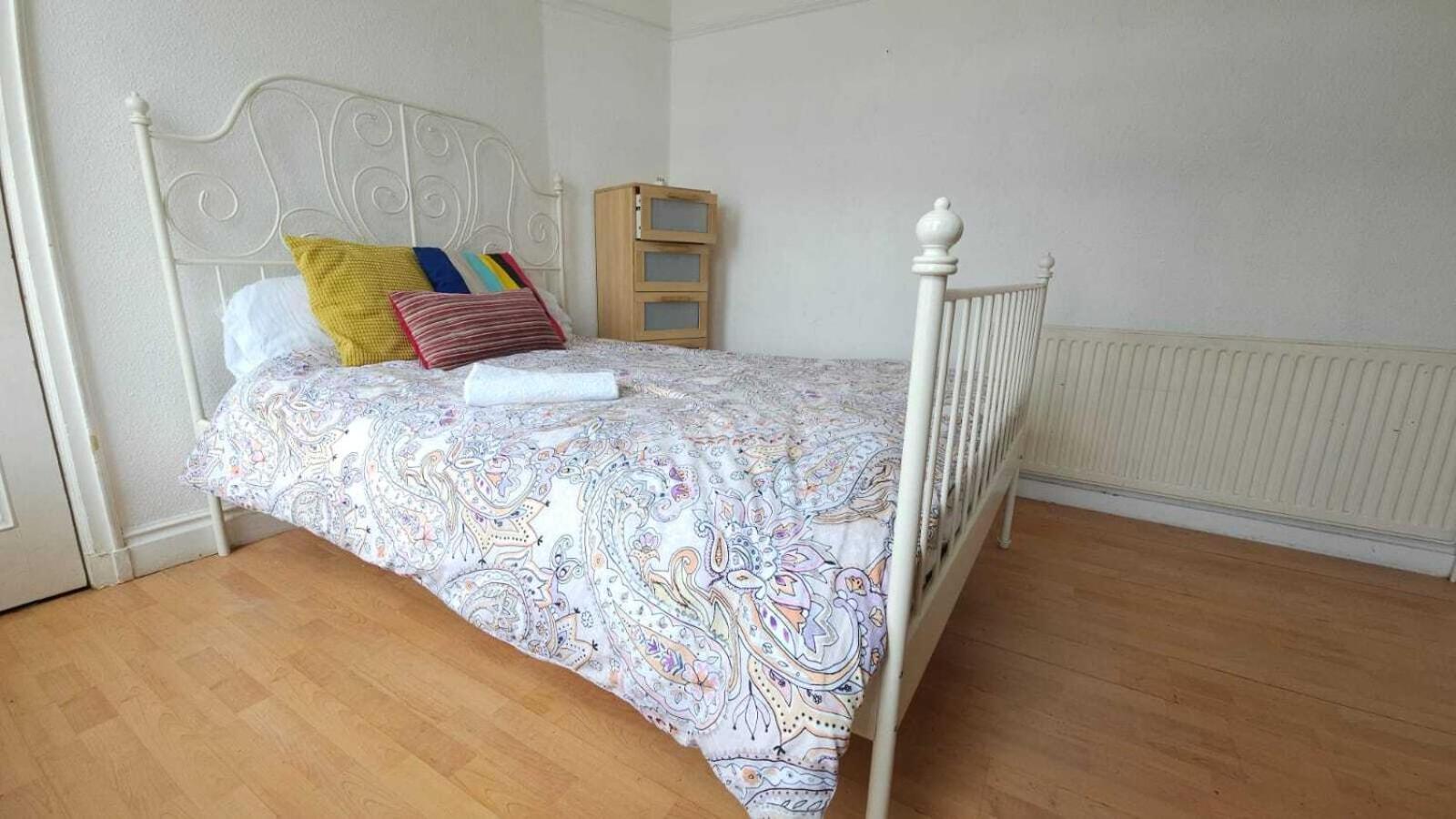 London Edgware Station Apartment Londres Quarto foto